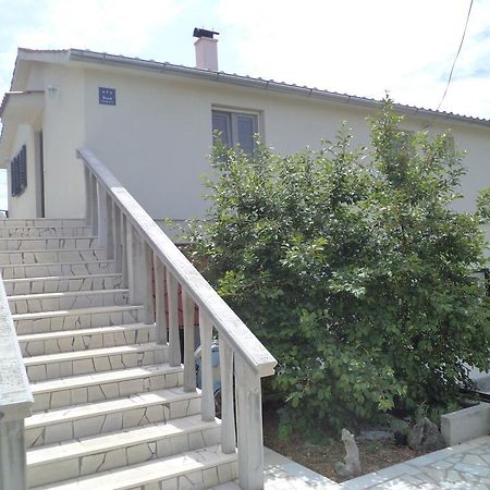 Apartment Jole Шибеник Экстерьер фото