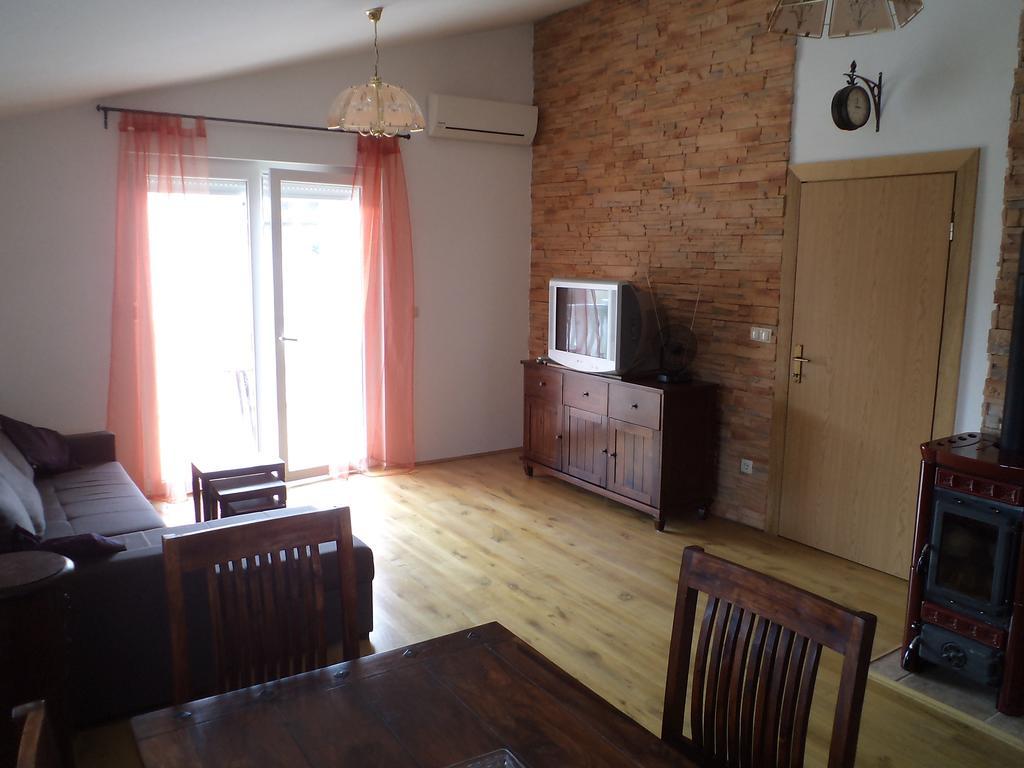 Apartment Jole Шибеник Экстерьер фото