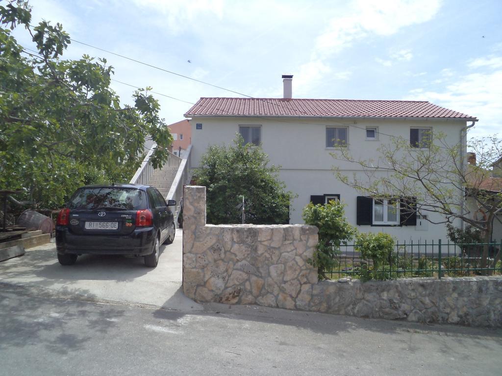 Apartment Jole Шибеник Экстерьер фото